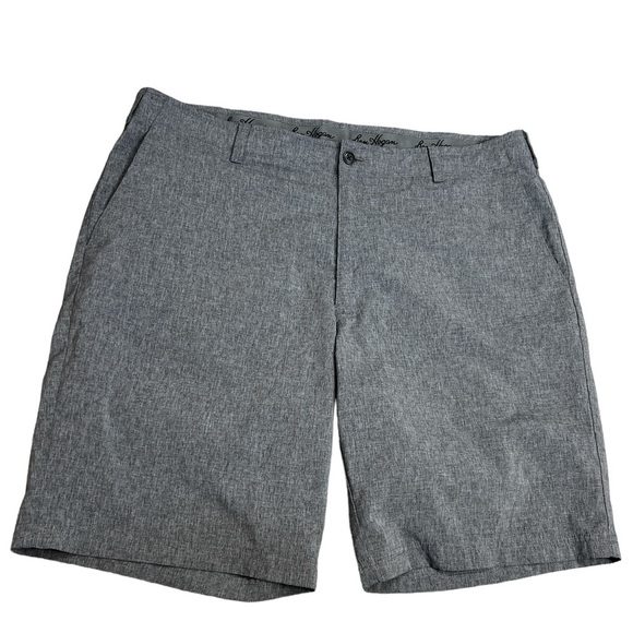 Ben Hogan Performance Athletic Moisture Wicking Stretch Casual Golf Shorts - Picture 1 of 7